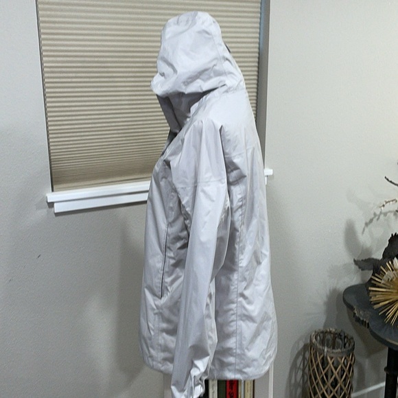 Marmot Hooded Jacket - Picture 7 of 10